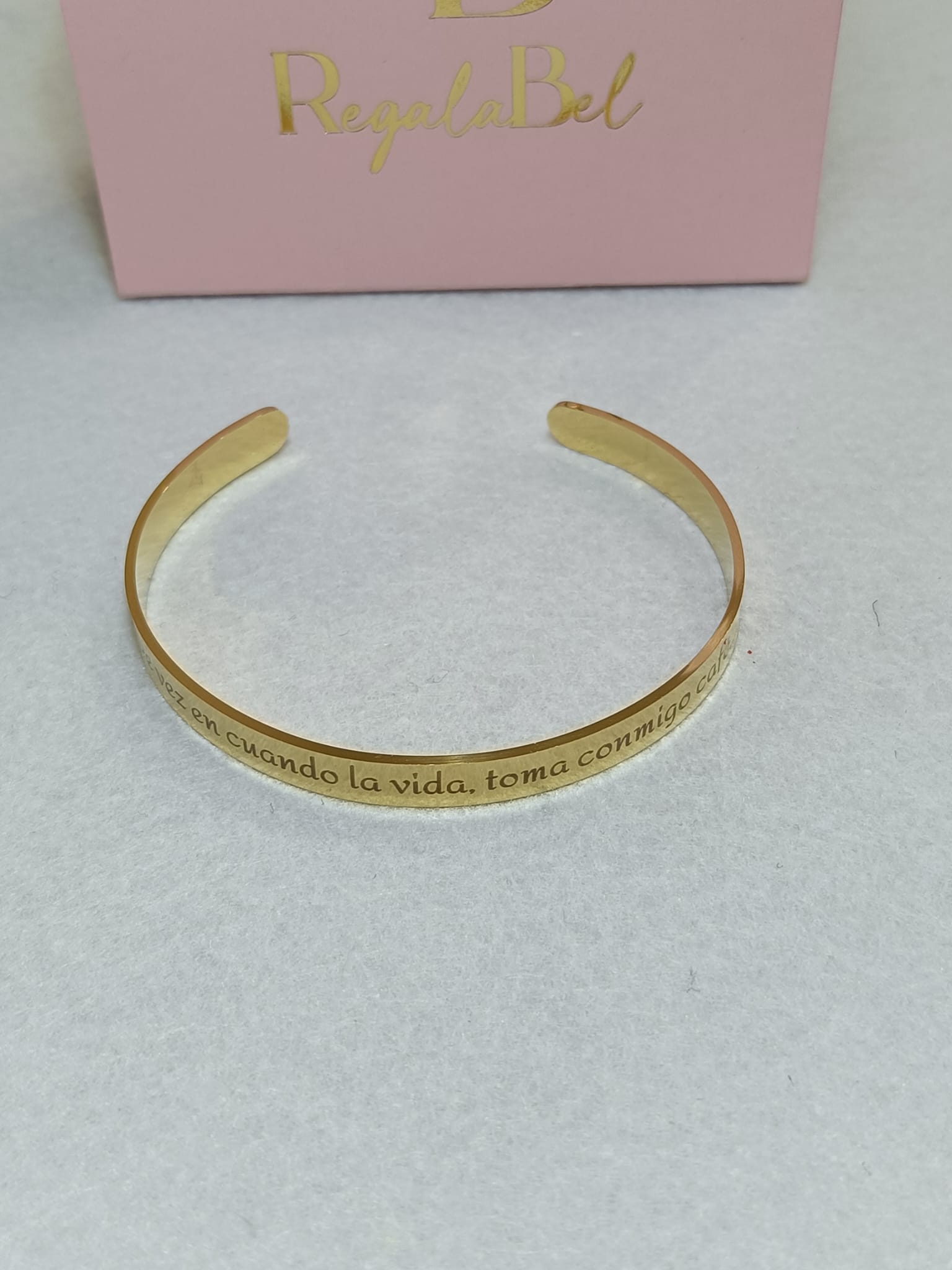 Brazalete de acero color plata y color dorado 6 MM - Imagen 3