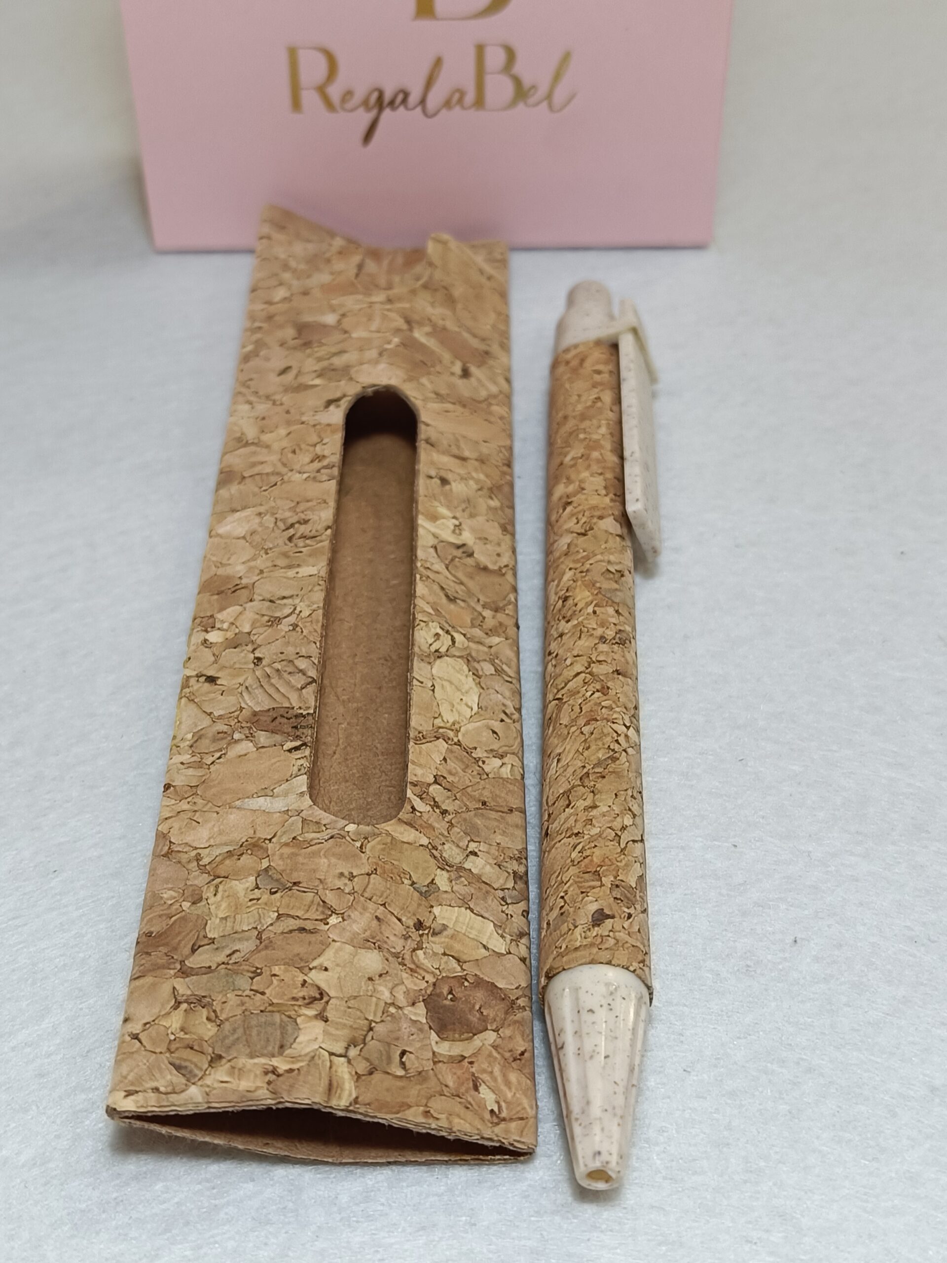 Bolígrafo de Corcho con Funda Personalizada - Mín. 20 uds